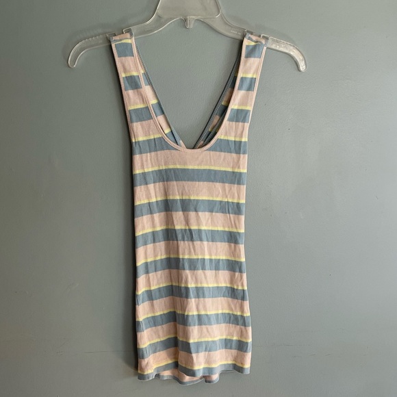 Striped Ribbed Tank Top - Picture 4 of 7